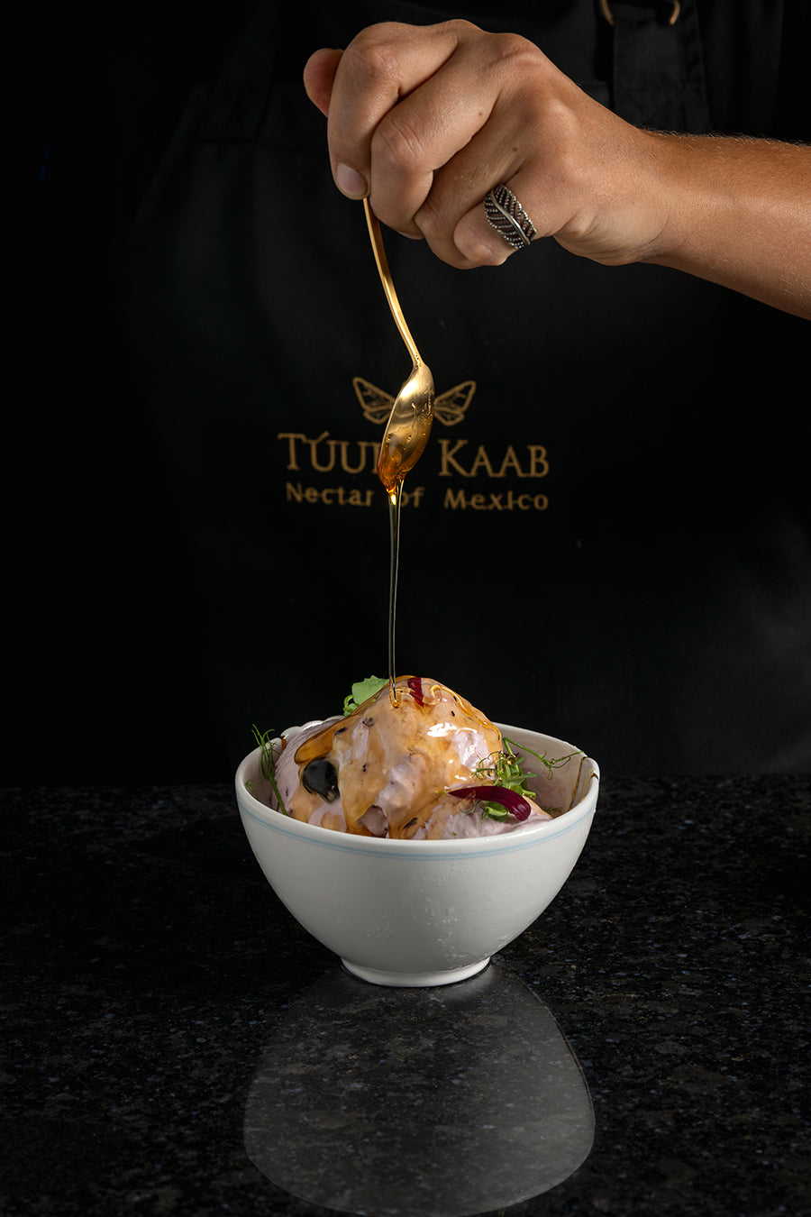 Multifloral Tropical Honey – A Mosaic of the Mayan Jungle